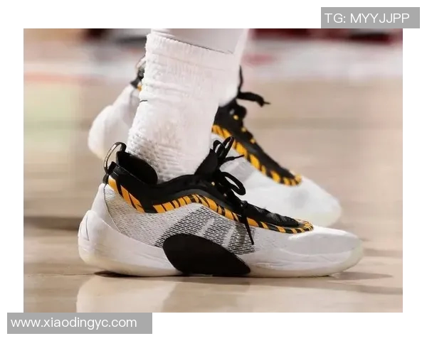 八卦爆料：米切尔被曝与明星传出绯闻