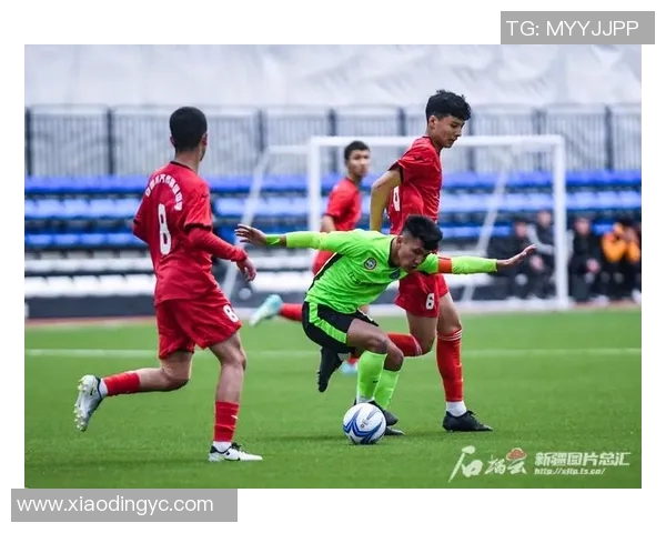 草根少年逐梦绿茵场终成巨星闪耀世界舞台